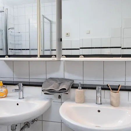 Stark-3 By Interhome דירה